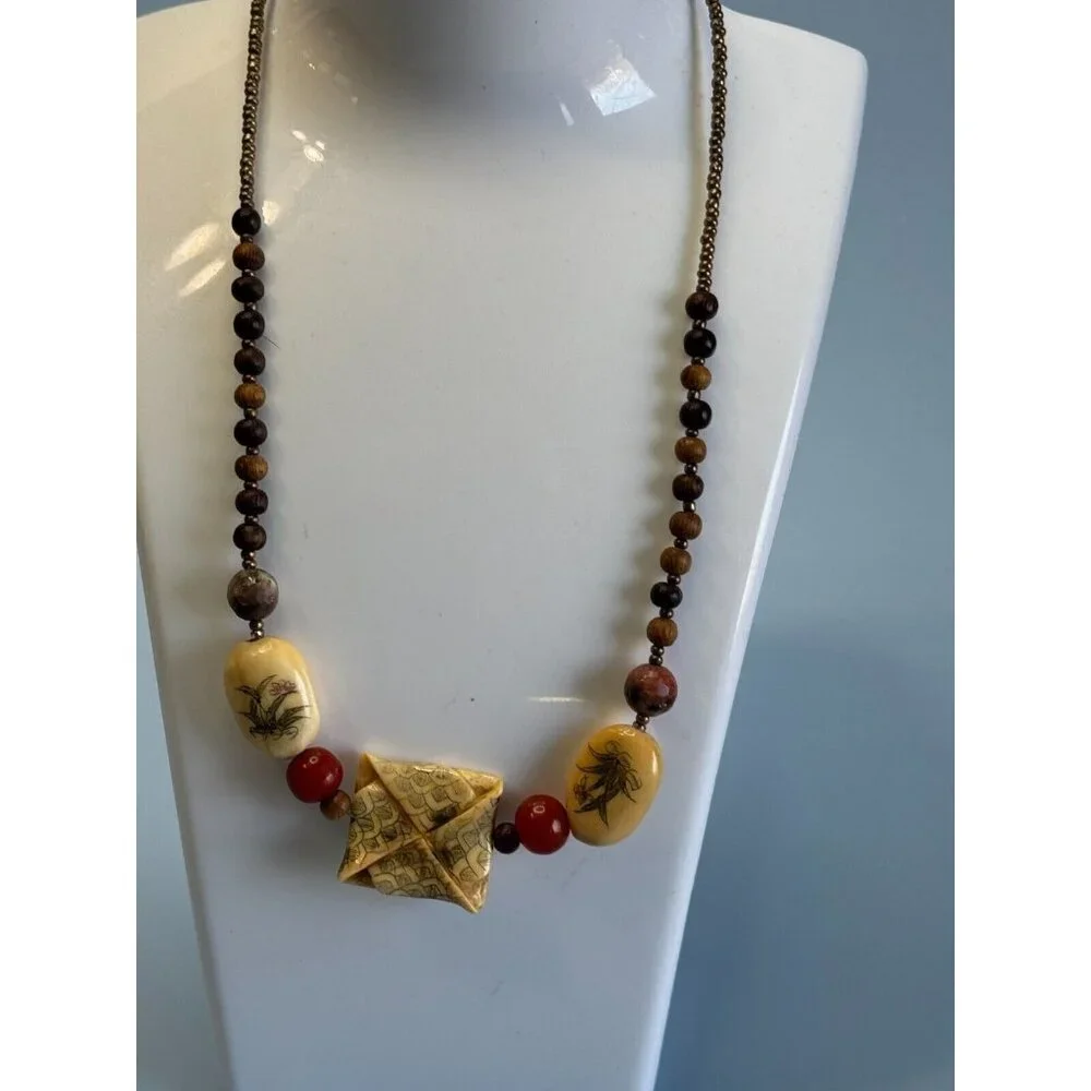 Artisan Necklace Bamboo Beads Cream Tone Carved Floral Focal 16 Inches - Picture 2 of 6